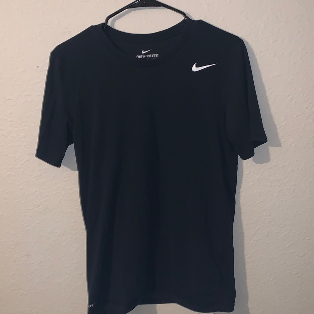 Black Nike dry fit T shirt